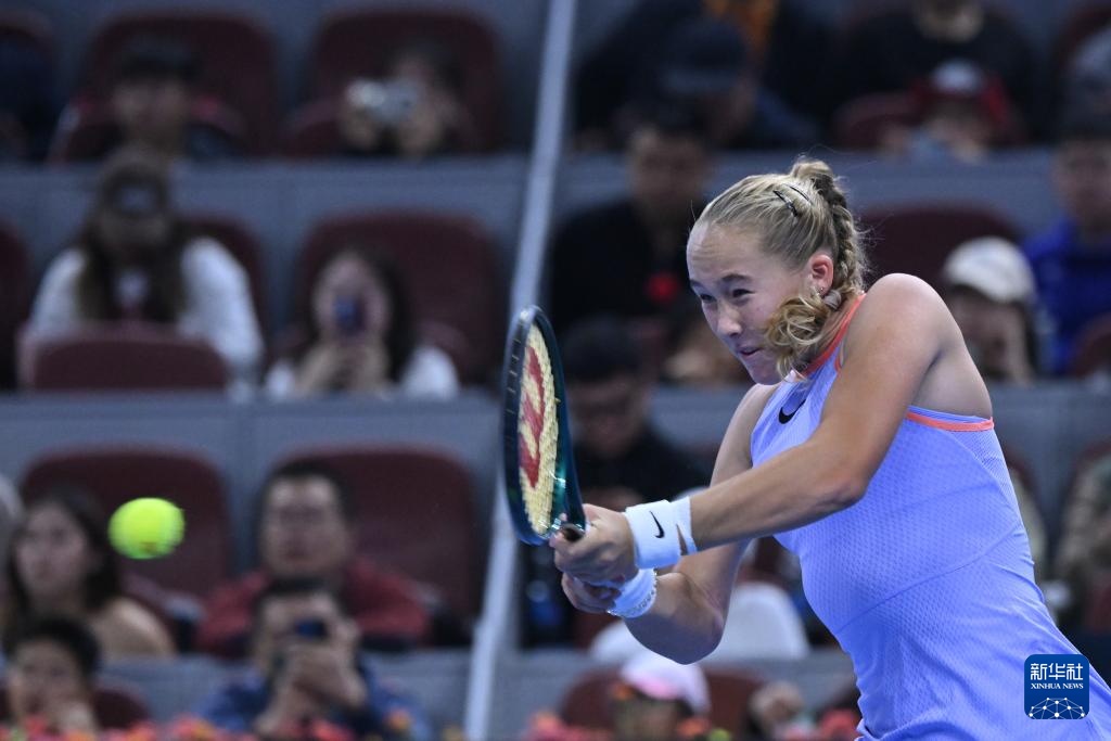 里埃尔头球 里埃尔头球